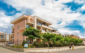 Oxygen Apartments